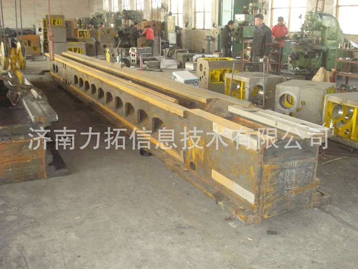 铸造构件振动时效处理